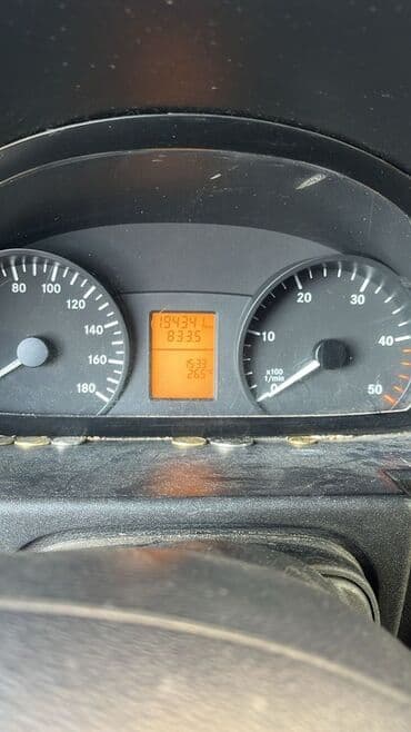 продаю в связи с переездом: Легкий грузовик, Mercedes-Benz, Стандарт — 5