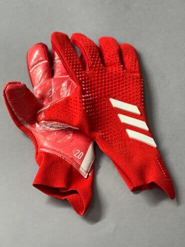 полиана: Вратарские перчатки adidas красного цвета придает особый вид и — 3