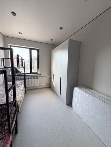 требуются швейи: ТЕЗ АРАДА ‼️ ТИГҮҮ ФАБРИКАСЫНА ОПЫТНЫЙ ЗАКРОЙЩИК КЕРЕК ✅Жумушту бүгүн — 8