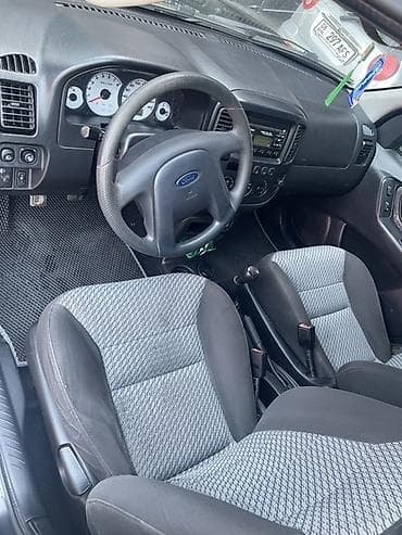 Ford Maverick: 2002 г., 2 л, Кол менен иштөөчү, Бензин, Кроссовер — 8