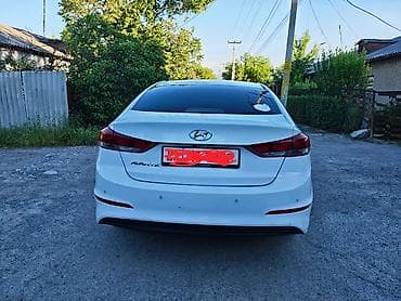 Hyundai Avante: 2018 г.