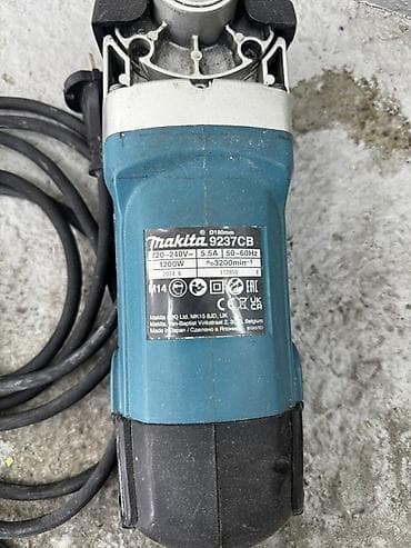 Инструменттер: Шлифмашина (полировальная) Makita 9237CB - Мощность: 1200 Вт - — 1