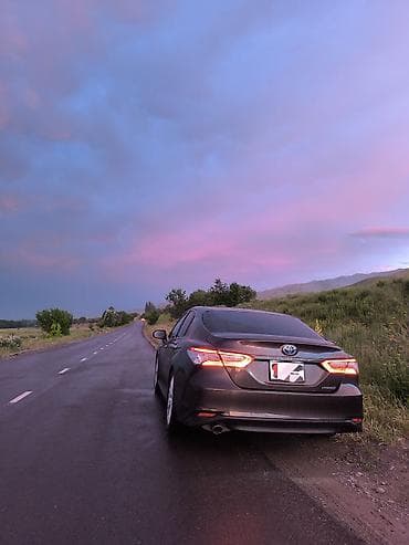 автосвет: Toyota Camry: 2018 г., 2.5 л, Гибрид — 3