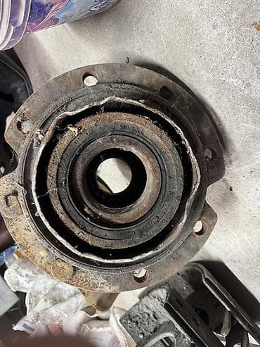 хово передний балка: Продам ступицу задняя на Мерседес бенз 814 пишите в личку — 2