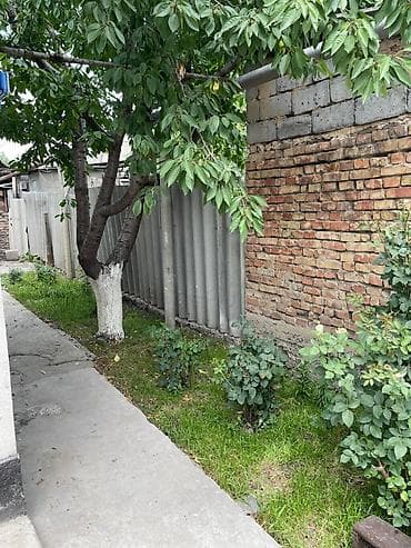 Недвижимость: 🏡 Продаётся Дом в Районе Кызыл-Кийская / Щербакова📍 🔹 4 комнаты | — 2