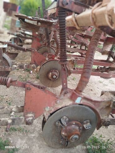 трактор мтз 82 в кредит: Зерновая сеялка навесная/прицепная Описание:сеялка - Механическая — 6