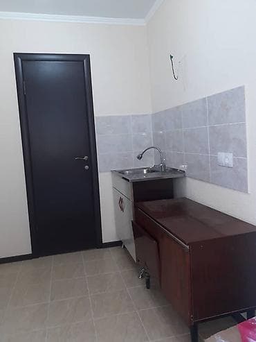 барачный: 2 комнаты — 9