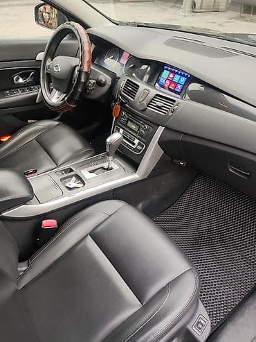 Транспорт: Renault : 2016 г., 2 л, Вариатор, Газ, Седан — 7