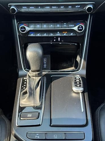 Транспорт: Hyundai Grandeur: 2019 г., 3 л, Автомат, Газ, Седан — 7