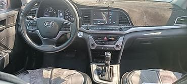 машина салон: Hyundai Avante: 2018 г., 1.6 л, Автомат, Бензин, Седан — 6