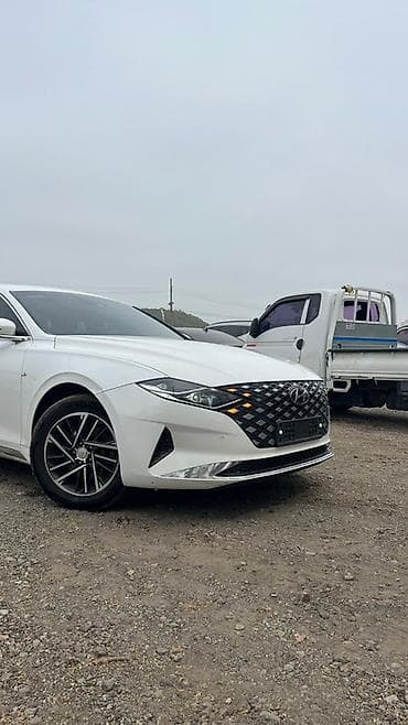 старекс 3: Hyundai Grandeur: 2020 г., Седан — 4