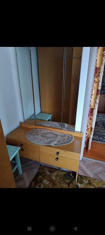 токмок шкаф: Продаю спальный гарнитур,кровать, шкаф, зеркало,тумбочка, только все — 3