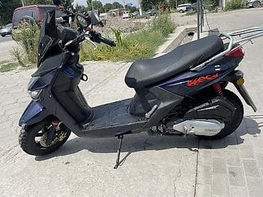 Мототехника: Продаётся скутер 150 куб. см в хорошем состоянии. Двигатель работает — 2