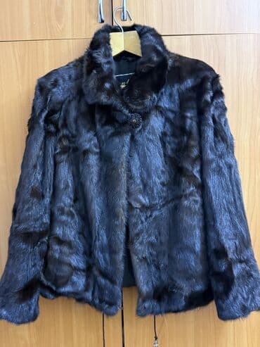 женский пуховик с капюшоном: Продаю вещи в хорошем состоянии 48-50 — 4