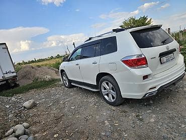 араба ош: Toyota Highlander: 2011 г., 3.5 л, Автомат, Бензин, Кроссовер — 2
