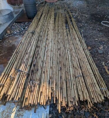 для растений: 1)Бамбуковые стебли (тростники) для декора и садовых работ. 2)Панно — 5