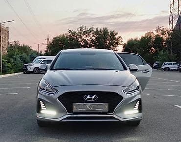 Hyundai Sonata: 2023 г., 2 л, Автомат, Газ, Седан — 3