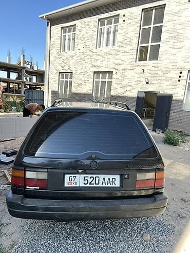 Продажа авто: Volkswagen Passat: 1989 г., 1.8 л, Механика, Бензин, Универсал — 4