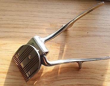 Продаю винтажную металлическую рабочую сборно - разборную