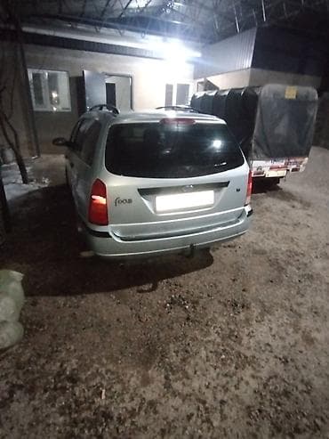 волво тягач: Ford Focus: 2004 г., 1.6 л, Механика, Бензин, Универсал — 2