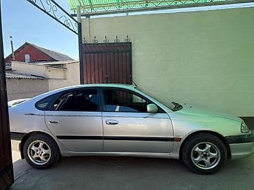 sp 4: Toyota Avensis: 2001 г., 1.8 л, Ручные, Газ, Хэтчбэк — 2