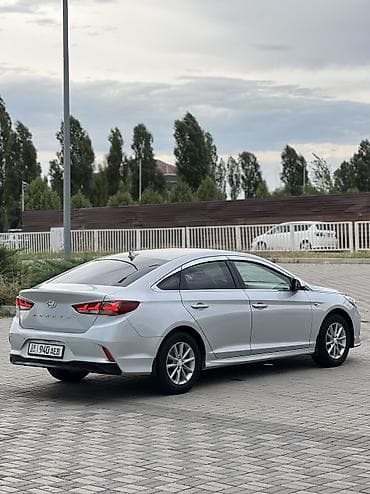 Hyundai Sonata: 2018 г., 2 л, Автомат, Газ, Седан — 9