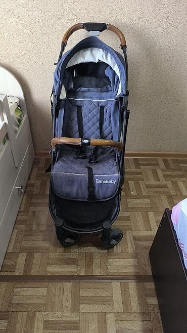 benebaby коляски: Прогулочная коляска BeneBaby (книжка) - Лёгкая и компактная, складной — 2