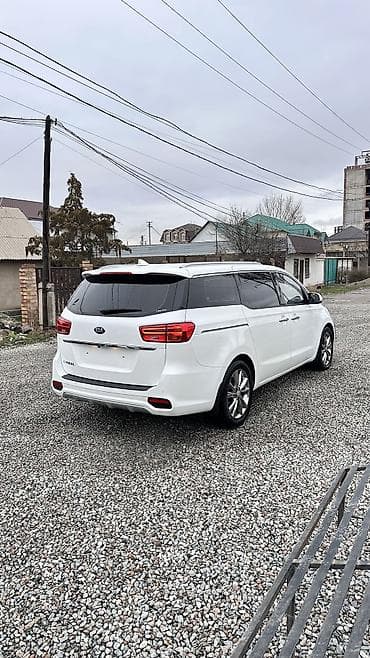 mazda bongo: Kia Carnival: 2019 г., 2.2 л, Автомат, Дизель, Минивэн — 3