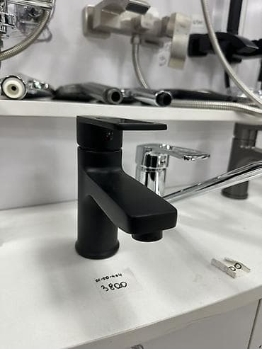 крана: Смеситель для раковины, однорычажный, матовый черный. - Тип: для — 1