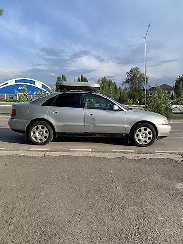 жабра бампер на фит: Audi A4: 1997 г., 1.8 л, Автомат, Бензин, Седан — 6