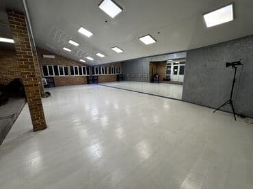 дом в аренду для свадьбы: Сдаю Танцевальный зал, 100 м² — 4