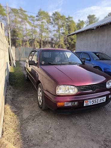 ско: Volkswagen Golf: 1996 г., 1.8 л, Ручные, Бензин, Хэтчбэк — 2