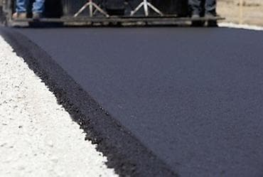 Услуги по строительству и ремонту: Укладка асфальта и асфальтобетонных покрытий Профессиональное — 1