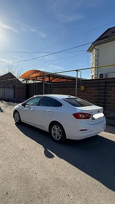 Продажа авто: Chevrolet Cruze: 2018 г., 1.4 л, Автомат, Бензин, Седан — 4