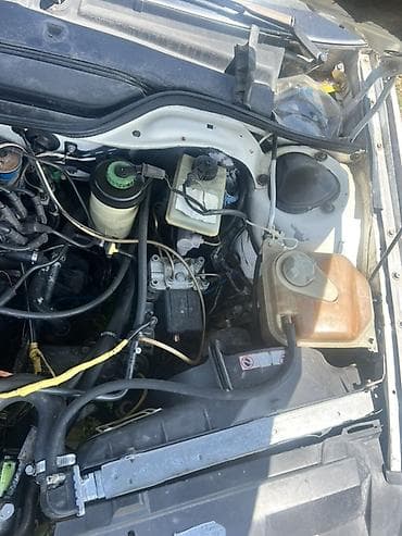 авалон авто: Audi 100: 1991 г., 2.3 л, Механика, Бензин, Универсал — 10