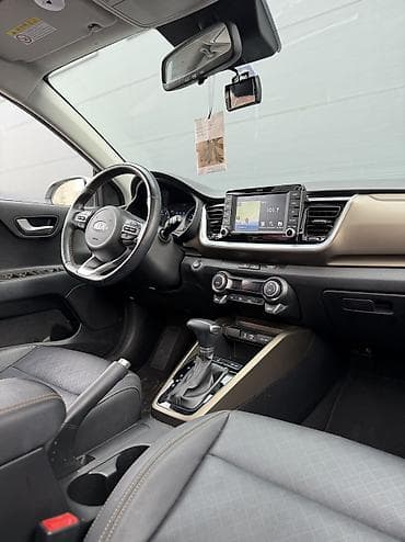 срочна алмашам: Kia Stonic: 2019 г., 1.4 л, Автомат, Бензин, Кроссовер — 7