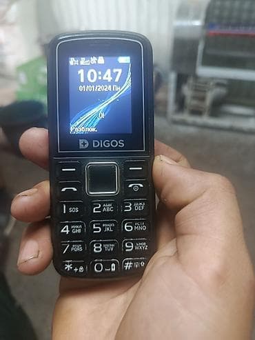 nokia 800: Кнопочный телефон DIGOS - Компактный корпус, удобен в руке - Цветной — 1