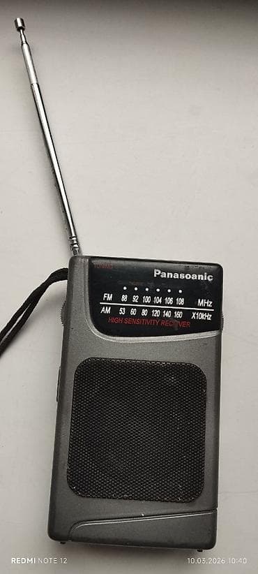 jbl flip 4: 1,карманный радиоприёмник "Panasonic" 2, винтажная радиола — 2