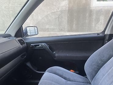 c4 с4: Volkswagen Golf: 1993 г., 2 л, Механика, Бензин, Хэтчбэк — 10