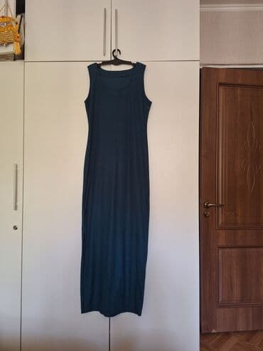 зеленое платье большого размера: Продается стильное пл. Размер подойдёт на 44-46. Цвет изумрудный — 1