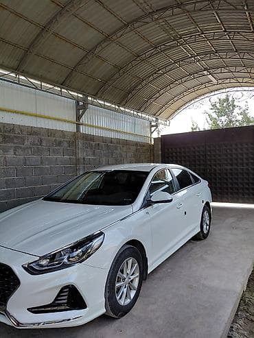 Продажа авто: Hyundai Sonata: 2021 г., Седан — 6