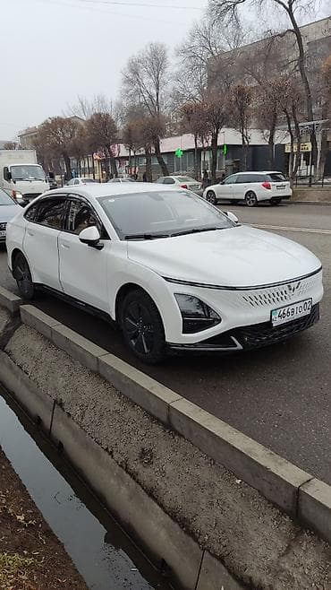 Гибрид Wuling Starlight (белый, кузов fastback запас хода на