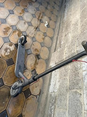 kugo g1: Электросамокат, Б/у — 3