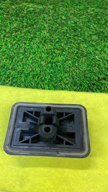 e46: Поддомкратник Bmw 330Xi E46 M54 2003 Марка: BMW Модель: 330Xi Год — 2