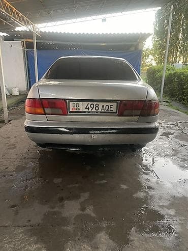 тико 2: Toyota Carina E: 1997 г., 1.8 л, Кол менен иштөөчү, Бензин, Седан — 4