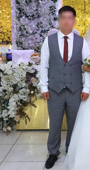 обмен одежды: Классический мужской костюм-тройка в сером цвете - Комплектация — 2