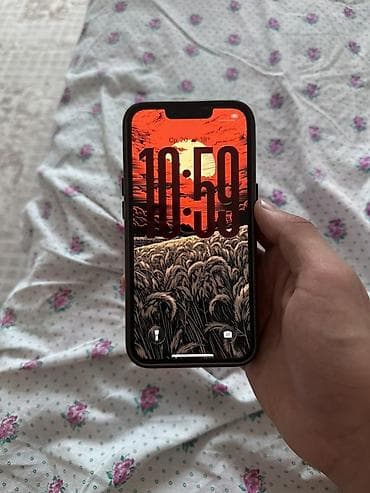 заблокирован айфон: IPhone 13, Синий, 76 % — 1