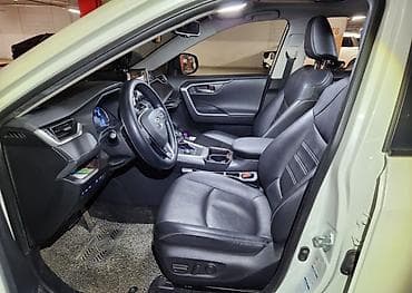 trd pro: Toyota RAV4: 2019 г., 2.5 л, Автомат, Гибрид, Кроссовер — 10