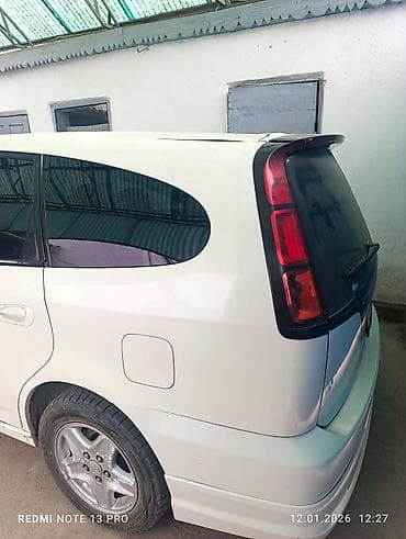 chevrolet rezzo: Honda Stream: 2004 г., 2 л, Автомат, Бензин, Минивэн — 4