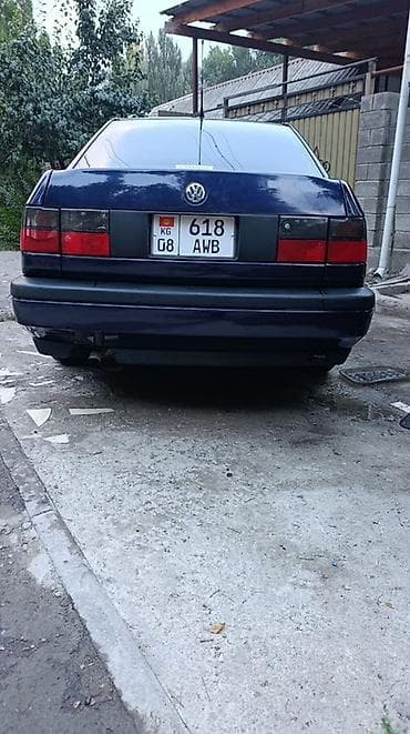 w124 e500: Volkswagen Vento: 1997 г., Механика, Седан — 6